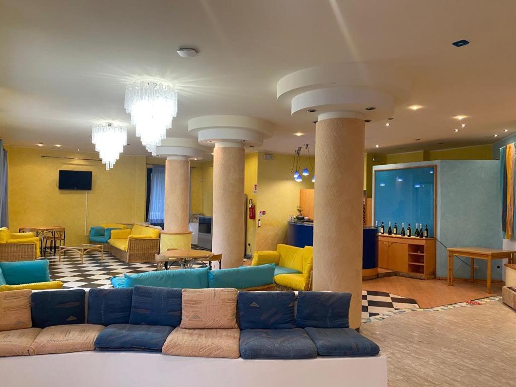 Hotel Silvi Silvi Marina Esterno foto