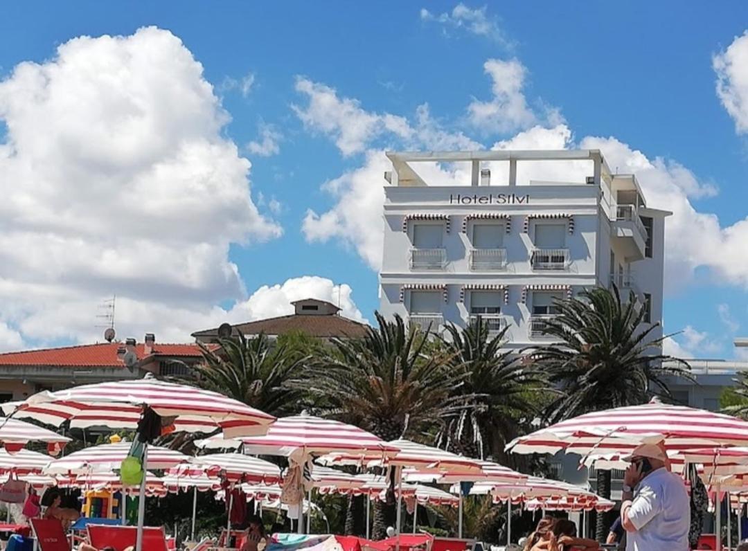 Hotel Silvi Silvi Marina Esterno foto